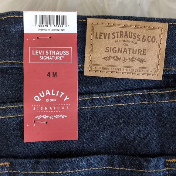 🆕 Levi's Women's Soft Stretch High Waist Skinny Jeans, Classic Dark Wash 27x30 - Picture 6 of 11